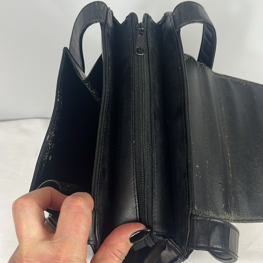 Gianni Versace Vintage Black Leather Shoulder Bag Purse - Picture 10 of 17